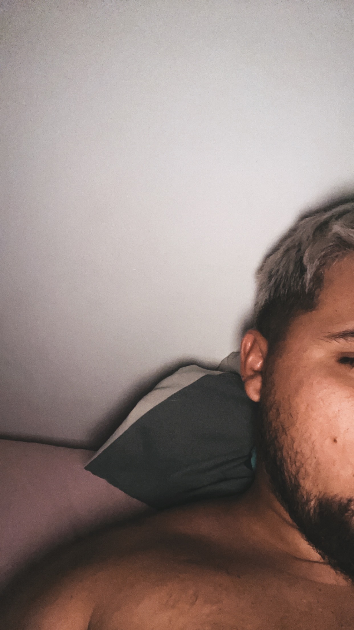 Profil de Mouadh, 23 ans, Adultère à Marnach