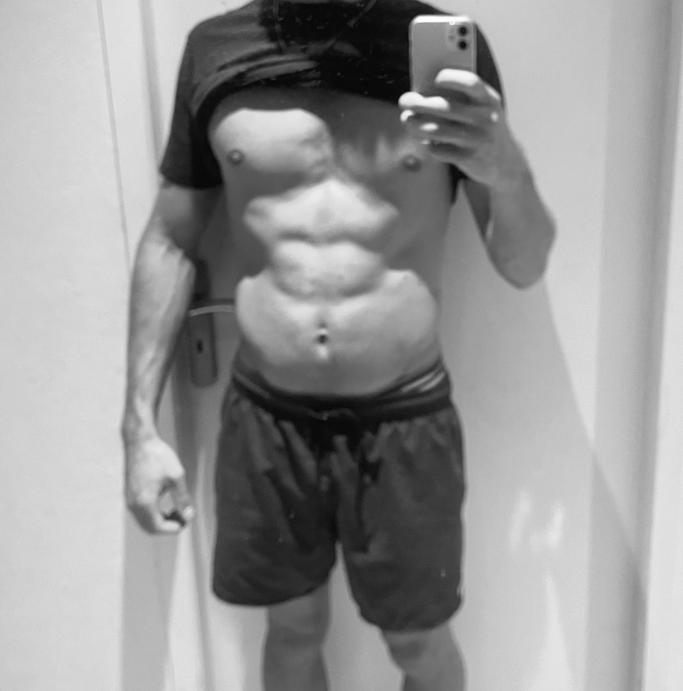 Profil de Yessine, 25 ans, Adultère à Vichten