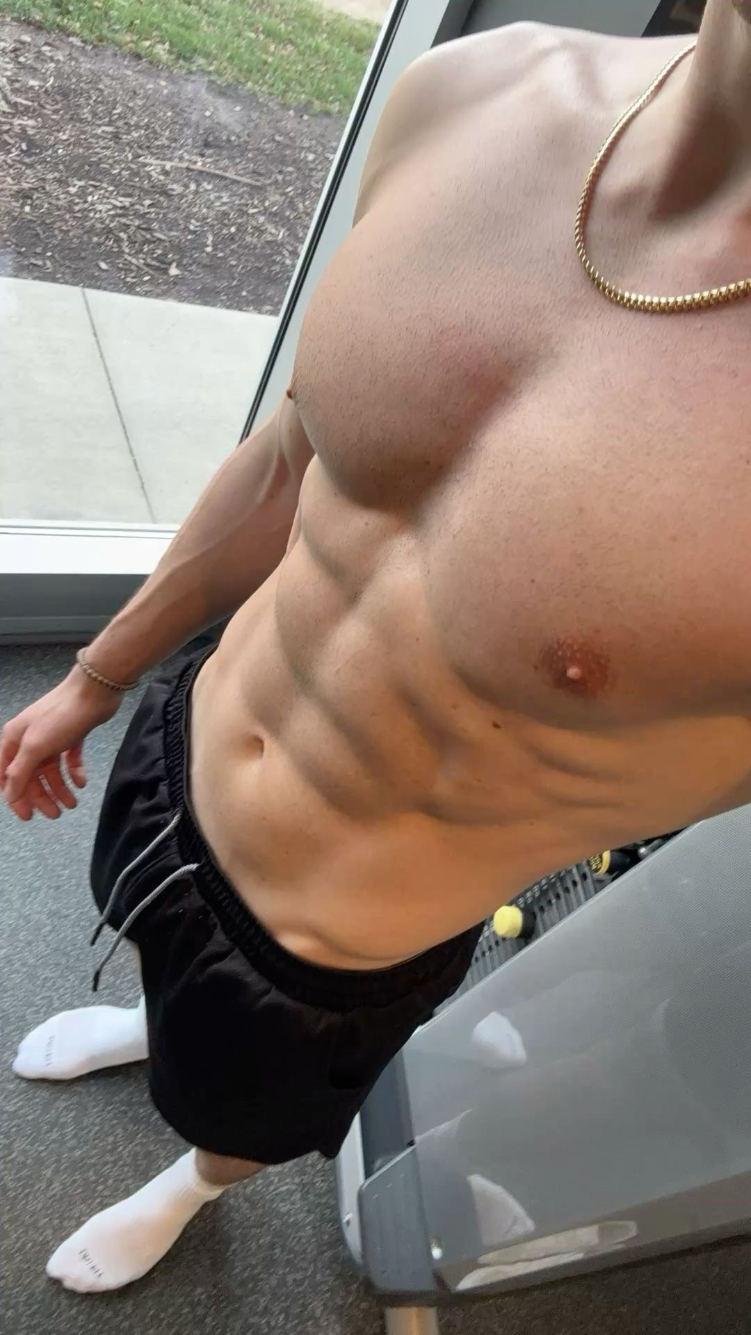 Profil de Madhi, 25 ans, Adultère à Weiler