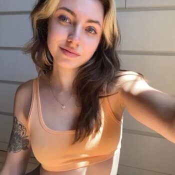 Profil de Mylène, 26 ans, Adultère à Roder