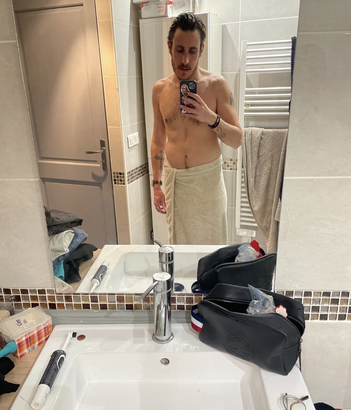 Profil de Nicky, 33 ans, Adultère à Troine